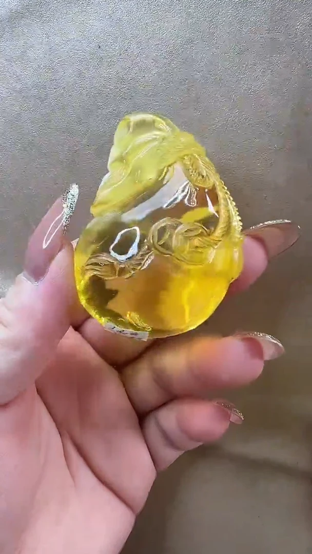 琥珀颈饰未镶嵌吊坠