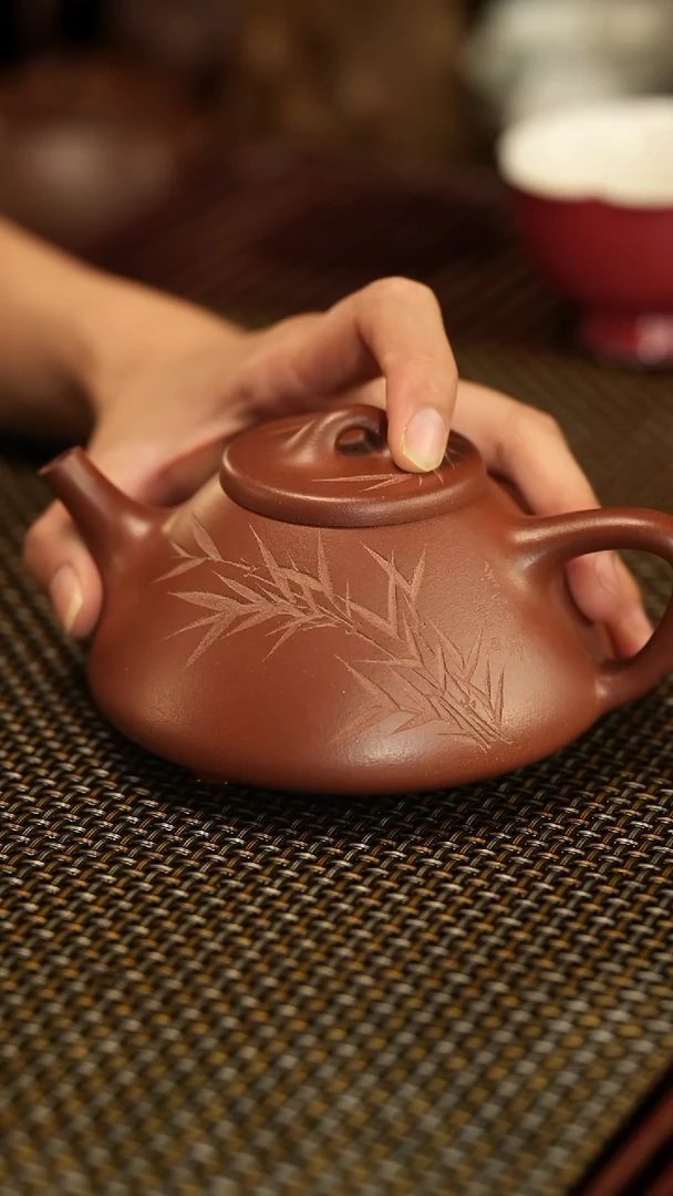 茶壶紫砂【润石堂】精品  精工刻绘
