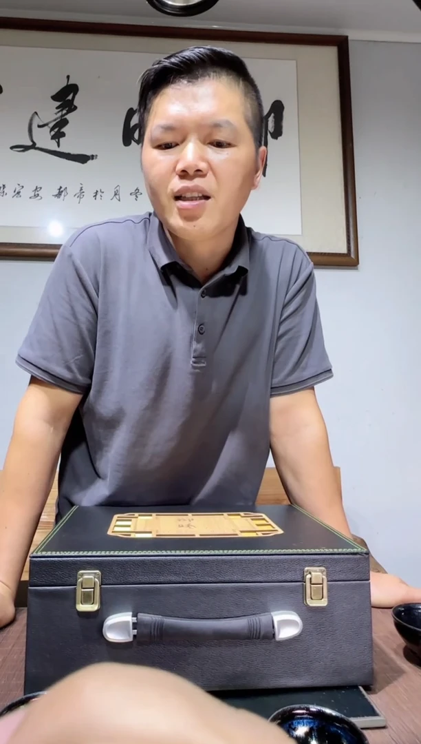 茶盏82七彩大宗师-谢贞生