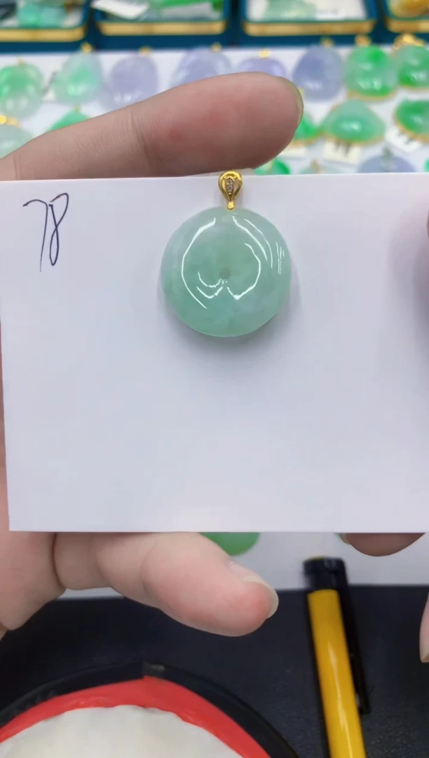 颈饰未镶嵌翡翠翡翠