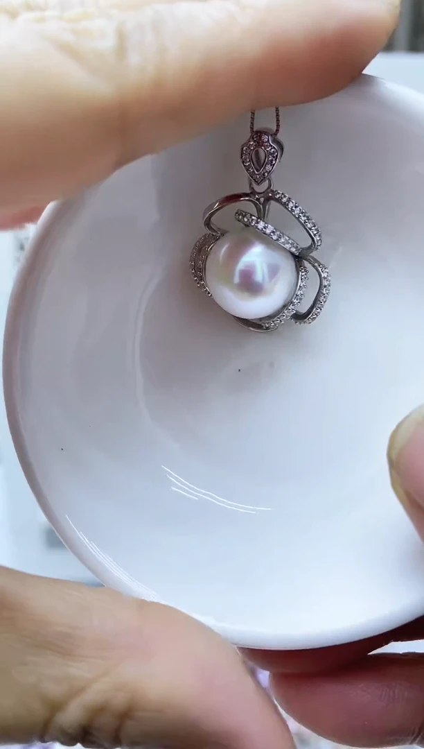 银S925镶嵌淡水珍珠耳饰吊坠