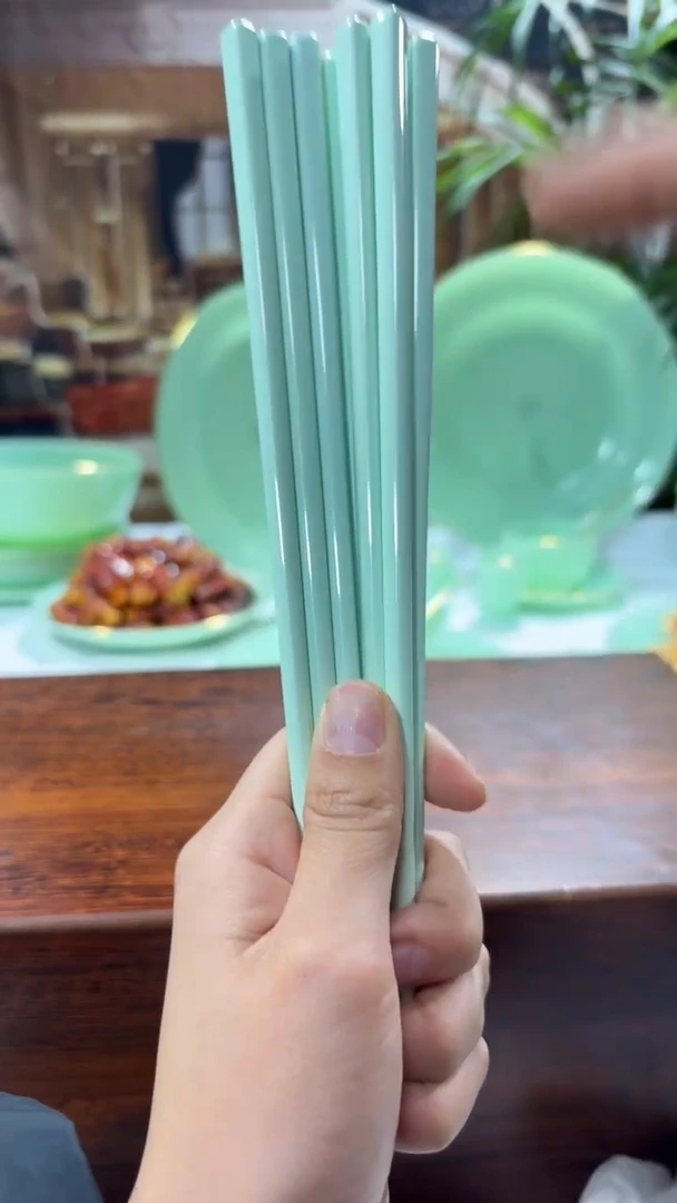 【闪购商品】... 玉瓷筷子10双福利价格