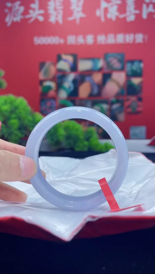翡翠手镯未镶嵌手镯5