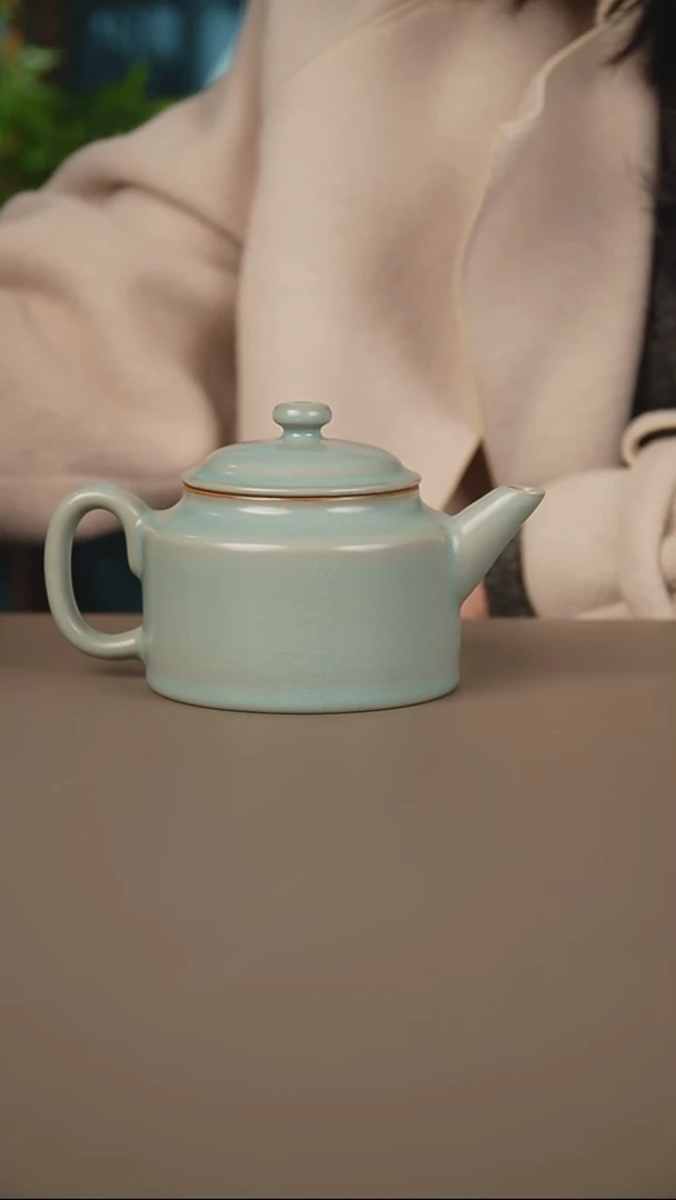 仿古德钟壶微暇