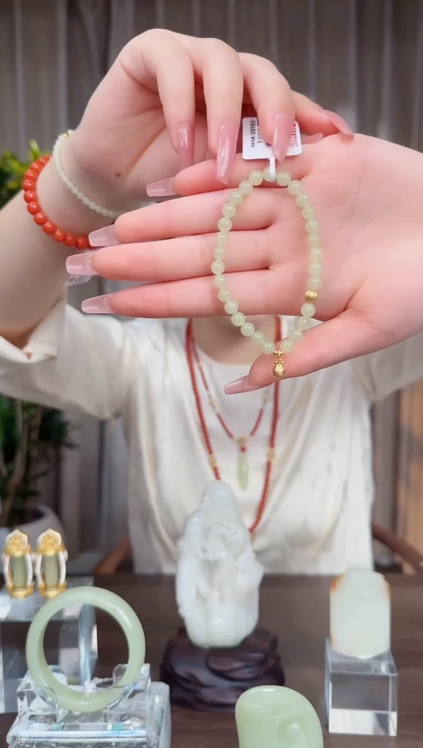 未镶嵌和田玉挂件闪购 一级黄福袋手串6mm多样发发一件