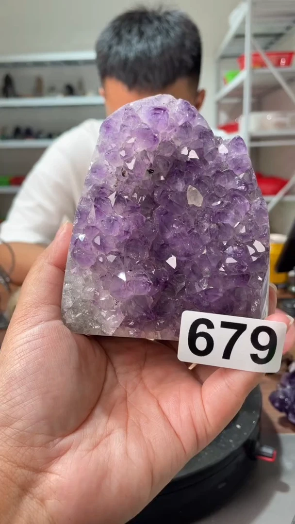 未镶嵌水晶大型摆件（非配饰）紫水晶簇679