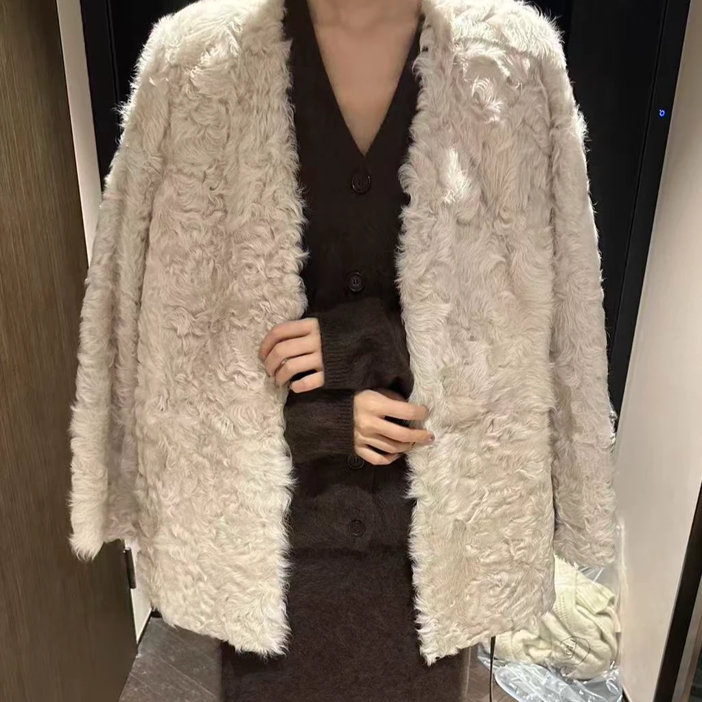阿琳ALIN【小湖羊】冬季新款皮毛一体外套女直通V领大衣
