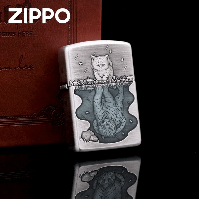 ZIPPO正品打火机/千语熏银拉丝【心有猛虎】盔甲雕刻DY9912FD【林子1