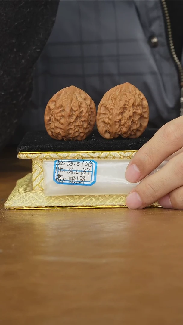 把件文玩核桃马蹄