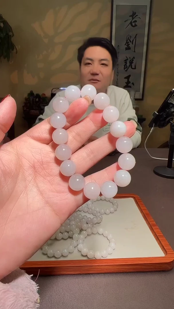 吊坠(不含链)未镶嵌和田玉008和田玉挂件多样性发一