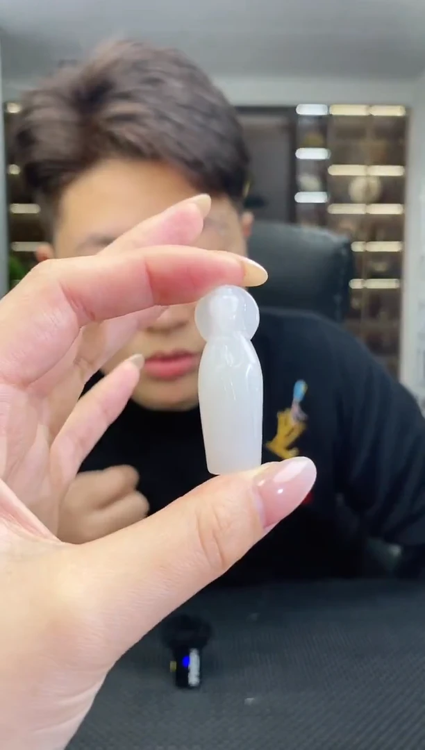 颈饰未镶嵌和田玉观音