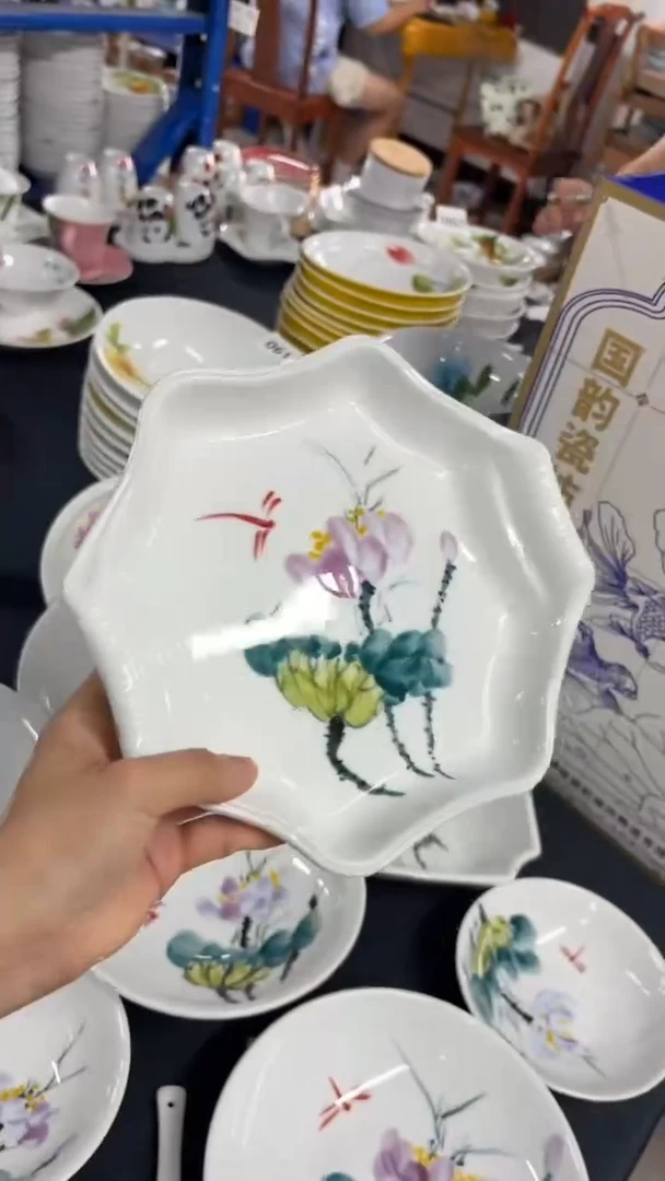 瓷片景德镇高温釉中彩-荷花八方盘