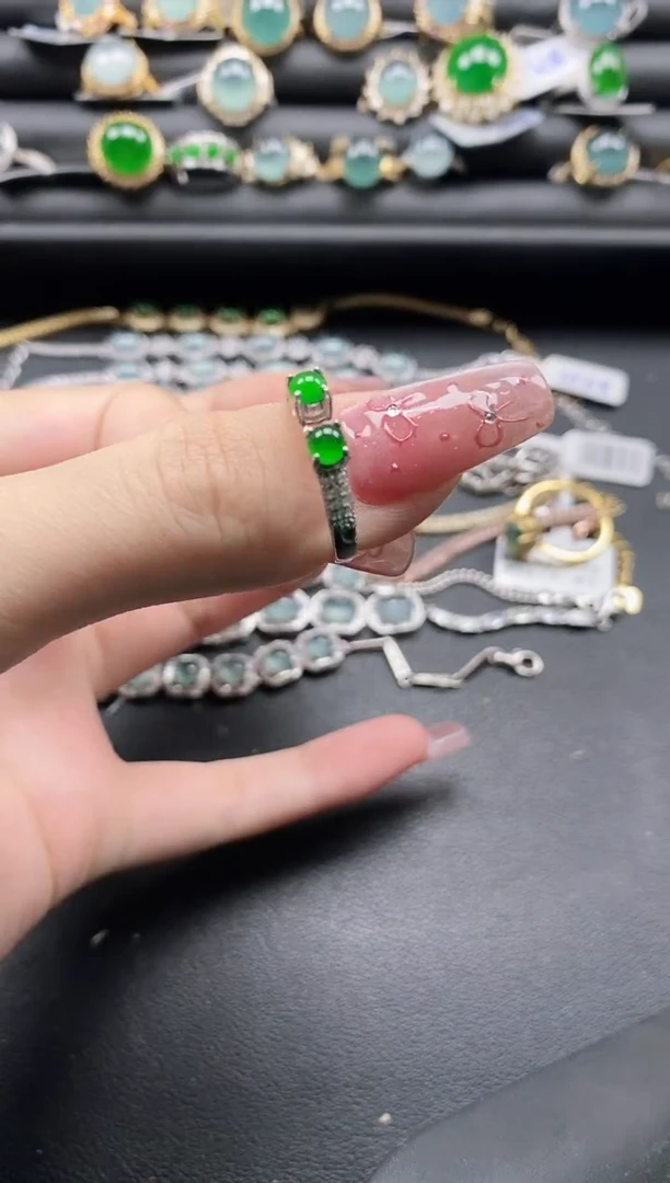 【闪购商品】翡翠戒指银S925镶嵌11111-