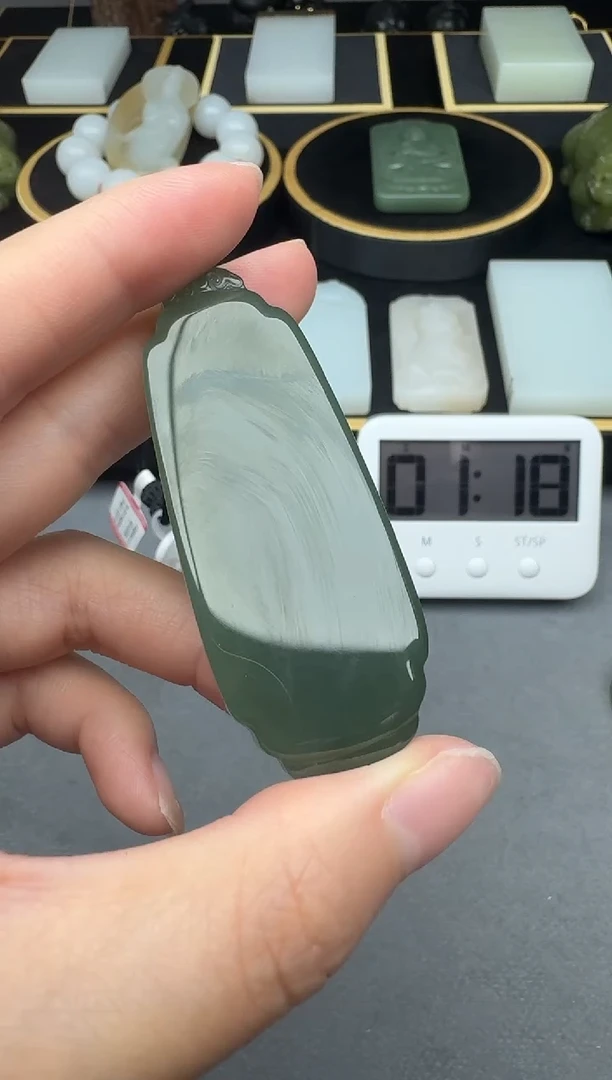 和田玉未镶嵌颈饰1