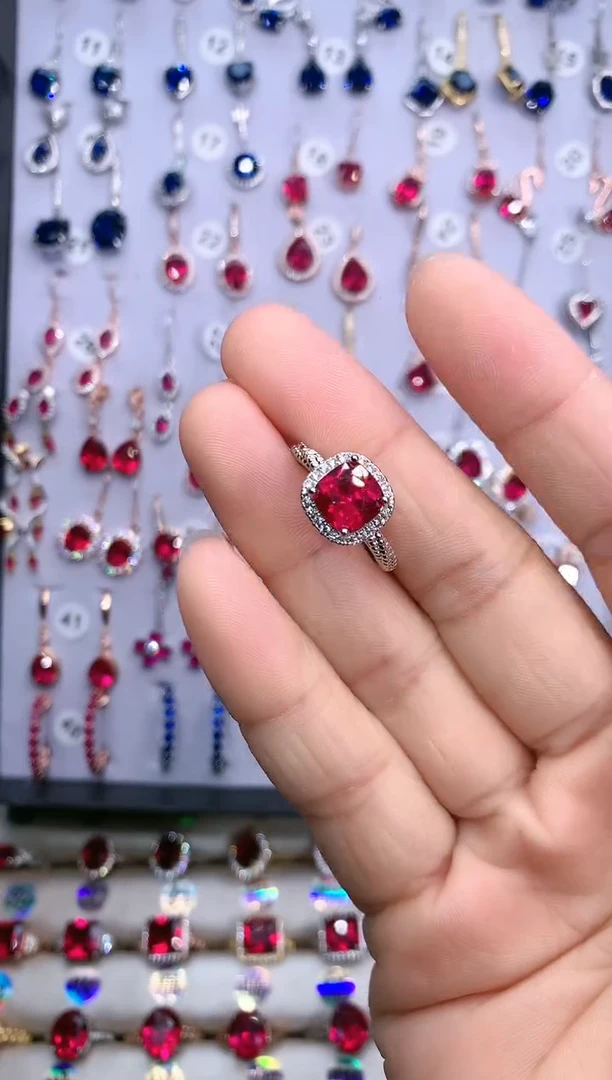 【闪购商品】红宝石戒指银S925镶嵌银色8