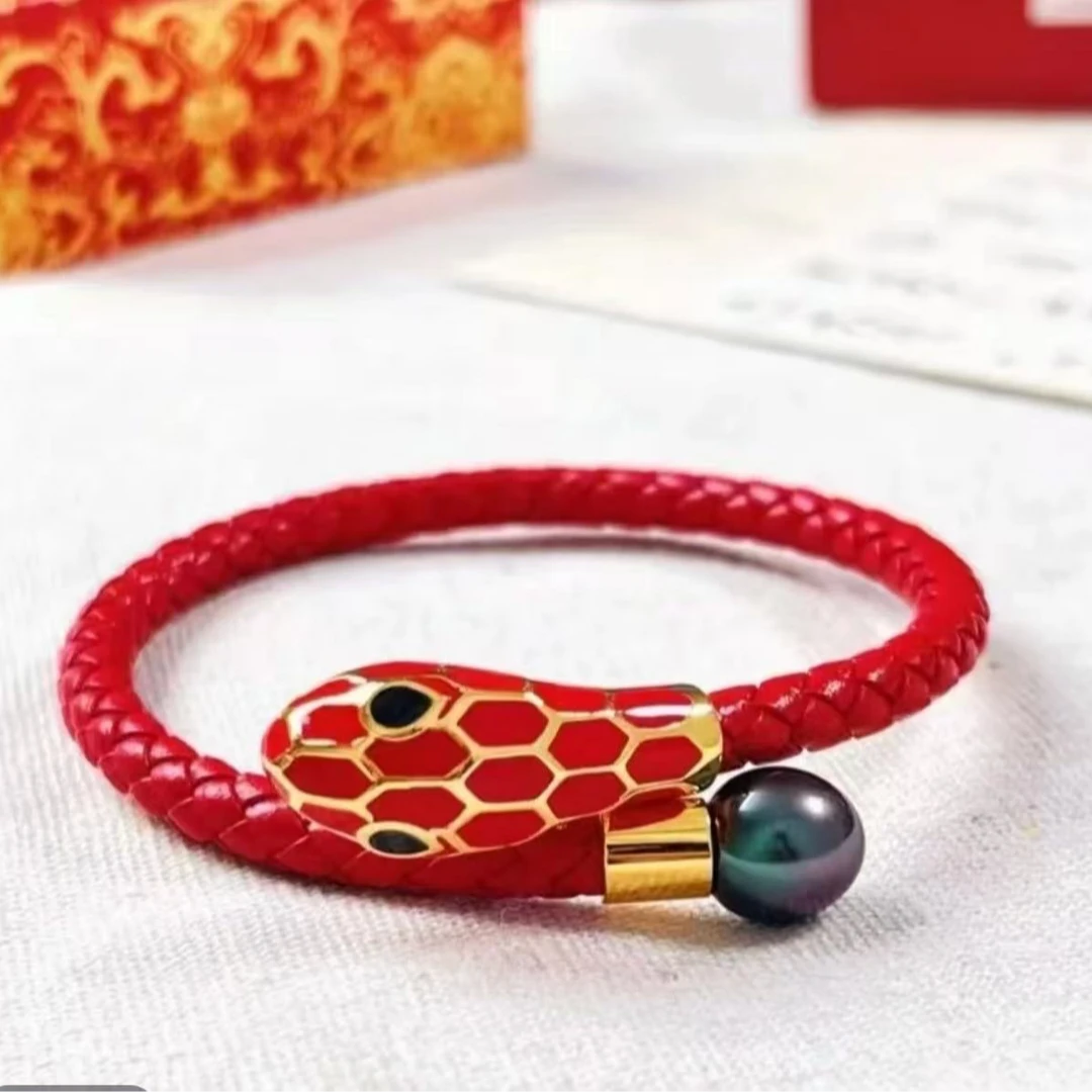 海水大溪地黑珍珠“灵蛇”新年限定红绳珍珠弹力手镯10-11mm