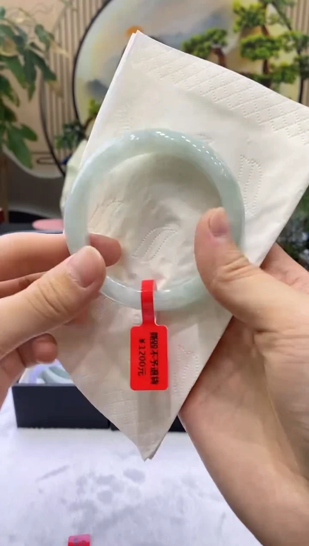 未镶嵌手镯翡翠4525