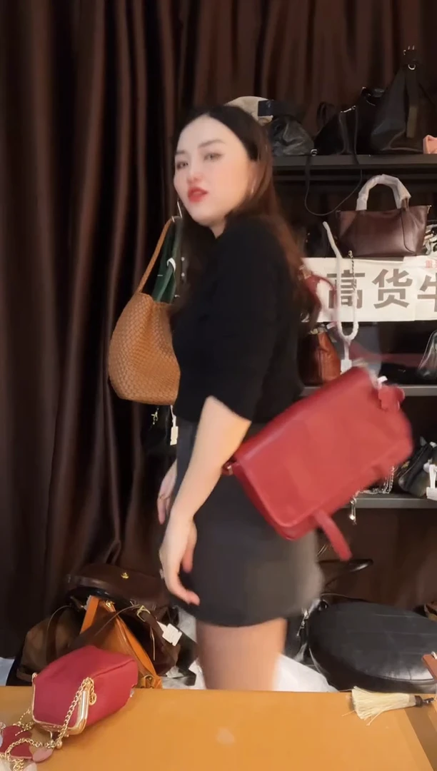 牛皮（革）高端订制时尚百搭女士手提斜跨包