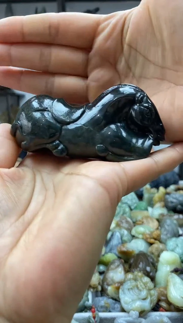 和田玉未镶嵌把件1