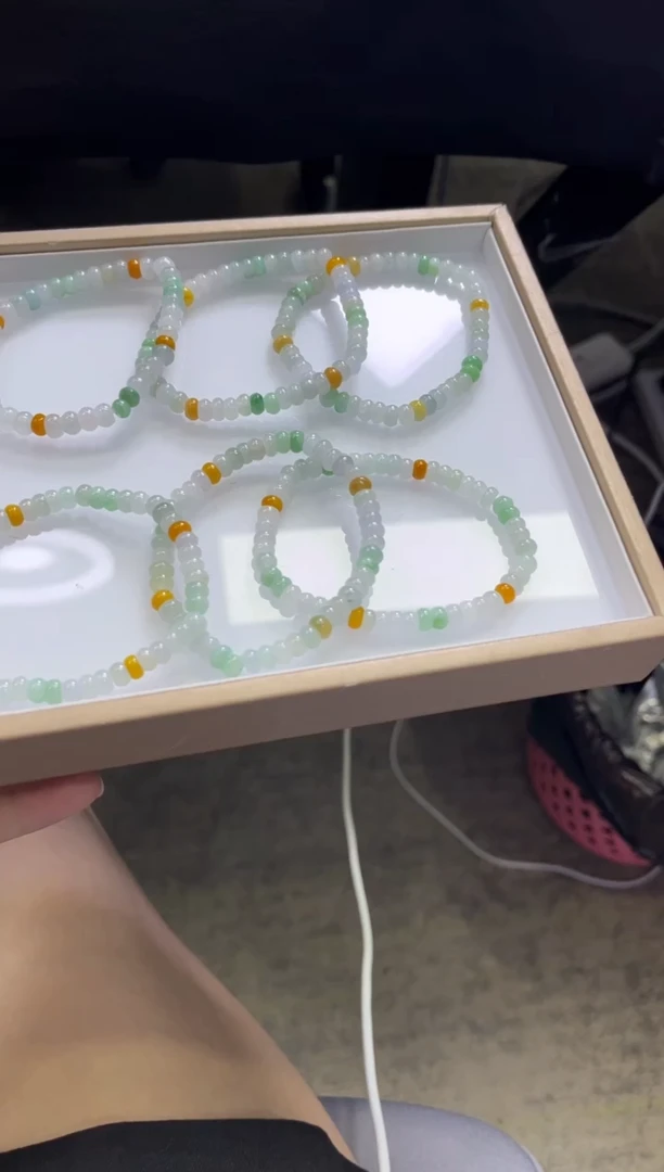 未镶嵌手串翡翠K174 /多样性发一件/