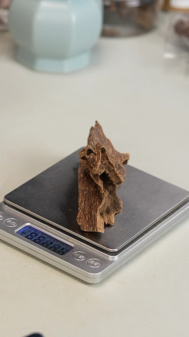 沉香沉香碎屑广东料15.8克