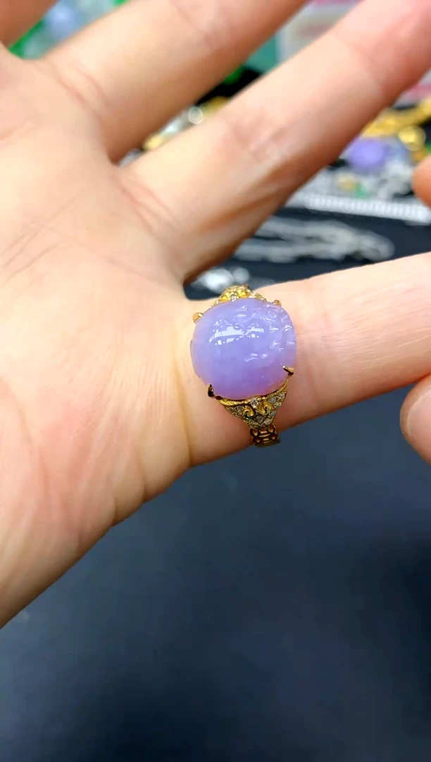 18K金镶嵌戒指翡翠268-中国好珍宝