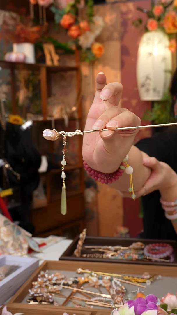 纯铜琉璃合金锦簪阁绒花