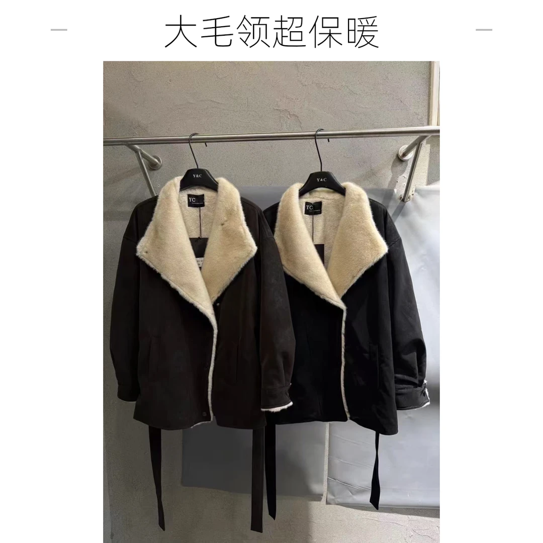 白姐同款大翻领工艺蛋白皮外套（90167）