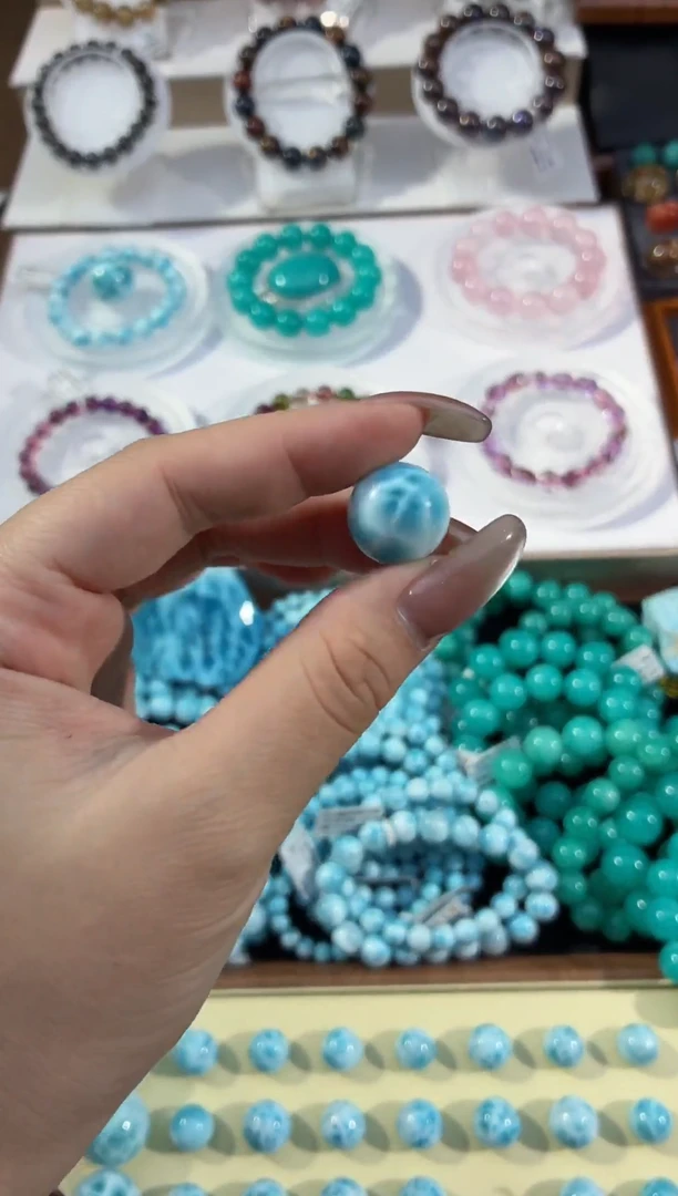 未镶嵌针钠钙石（海纹石）颈饰多米尼加海纹石单珠5.4g