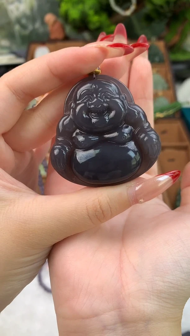 颈饰未镶嵌和田玉吊坠
