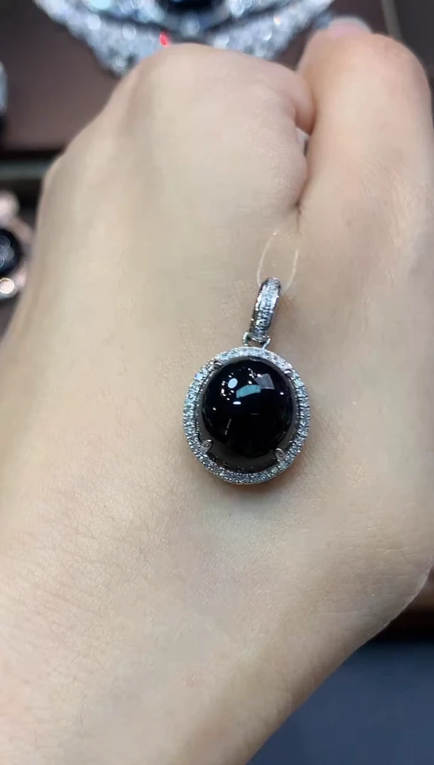 吊坠(不含链)18K金镶嵌翡翠C37