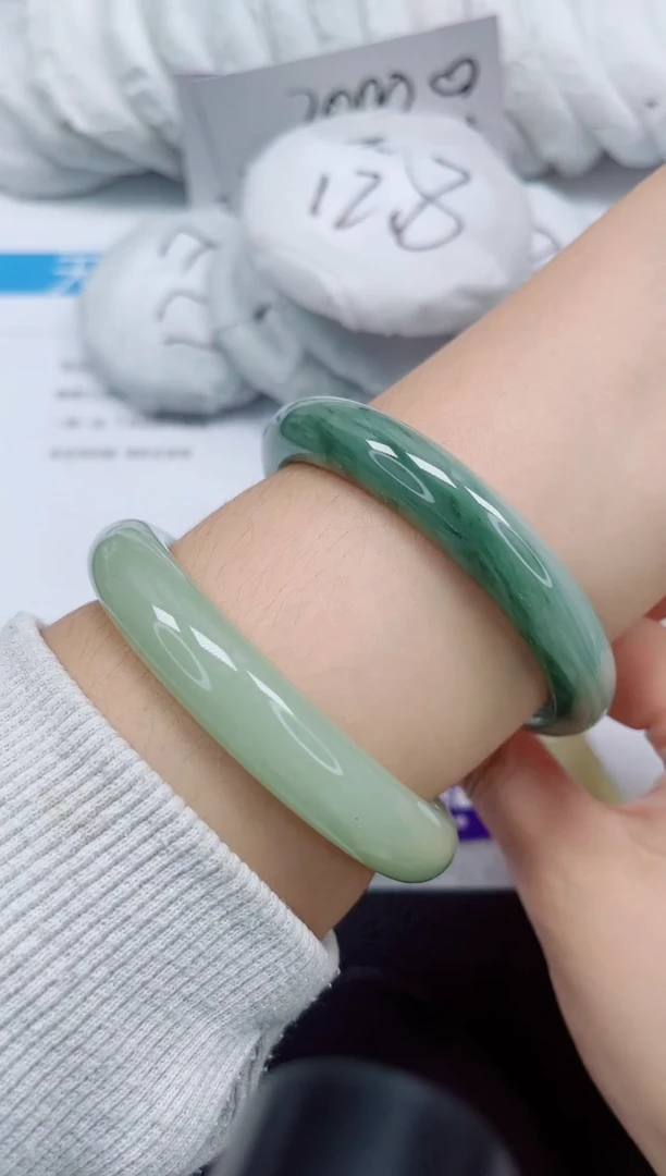 未镶嵌手镯石英质玉184-57/58