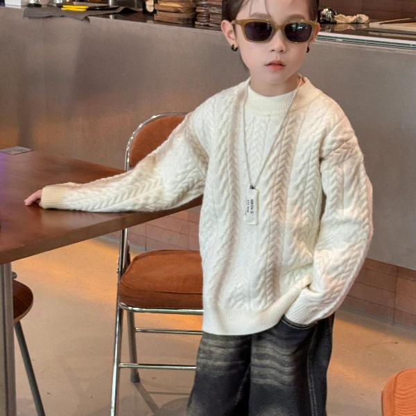 冬季加厚羊羔阳儿童特色喷绘麻花针织毛衣
