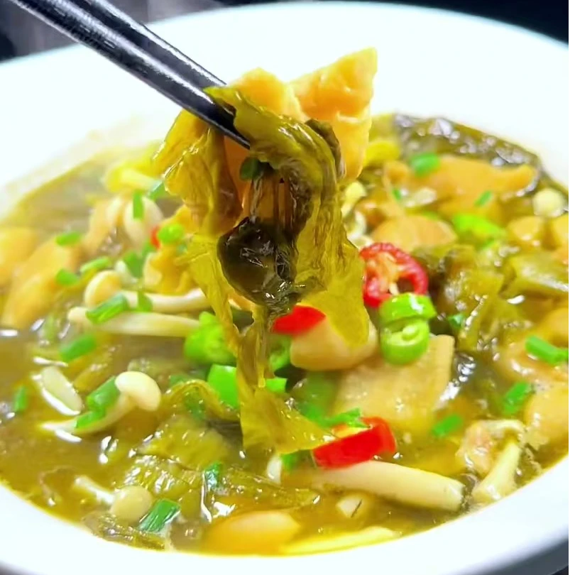 R-酸菜肥肠烧鸭血