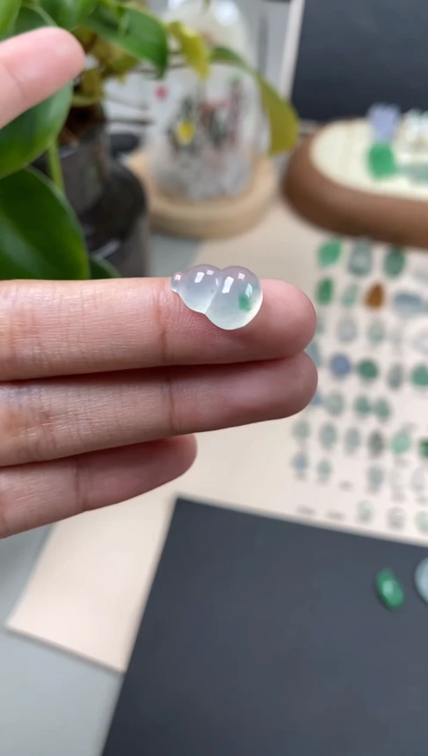【闪购商品】翡翠颈饰未镶嵌翡翠冰胶葫芦