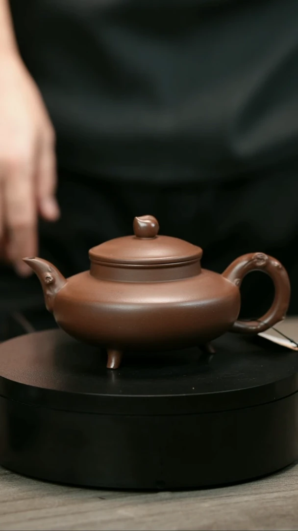 茶壶紫砂阎*军H1746周卓琴寿桃炉鼎