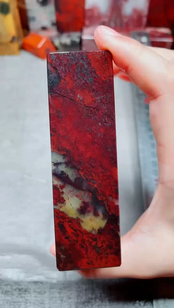 玉桂林鸡血玉素章3.0左右--6