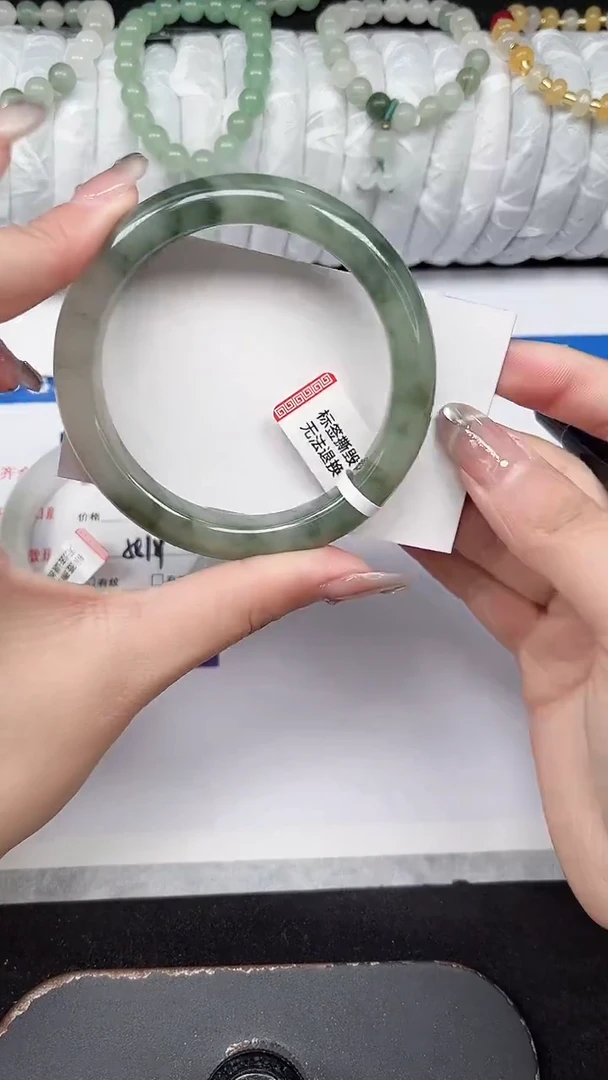 未镶嵌手镯石英质玉380-58/59