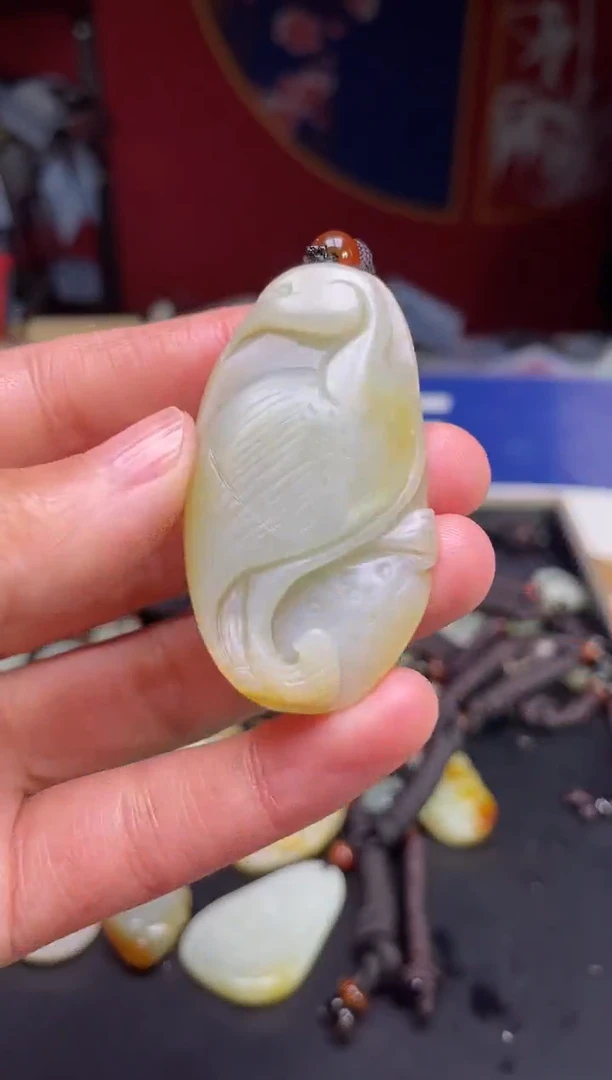 颈饰未镶嵌和田玉1