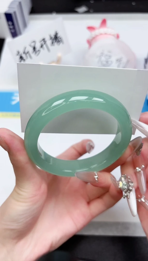 石英质玉手镯未镶嵌340-61