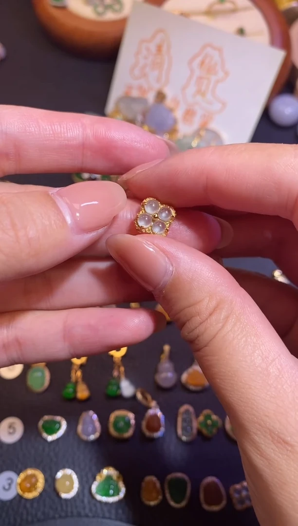 颈饰银S925镶嵌翡翠天然a货翡翠