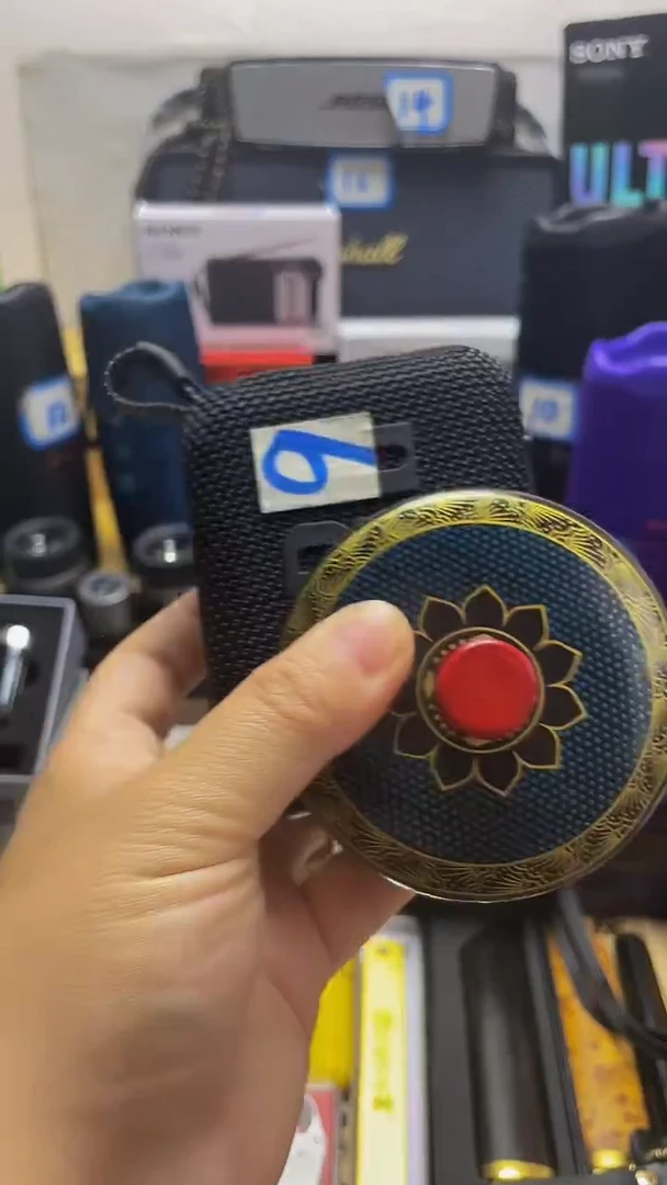 瓷片闪购商品 如图所示