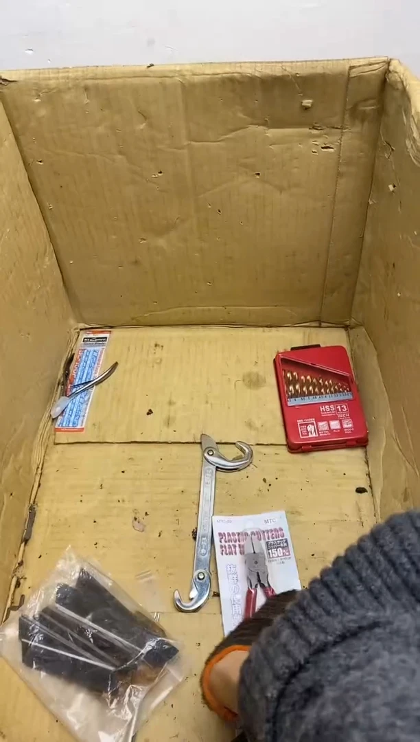 山**人(拒签到付件)