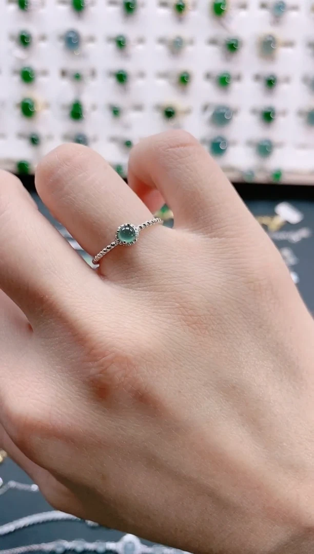 【闪购商品】翡翠戒指银S925镶嵌天然翡翠