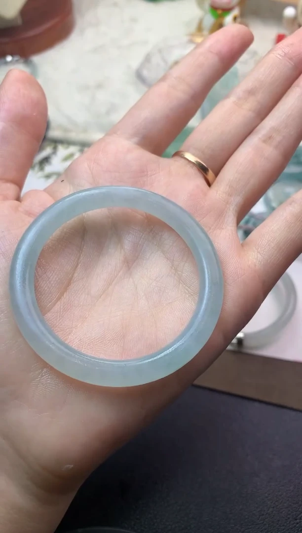 未镶嵌定制翡翠毛货