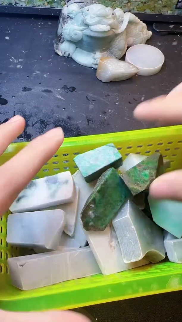 翡翠挂件未镶嵌052天然A货翡翠