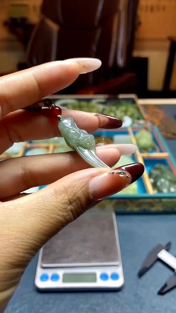 颈饰未镶嵌和田玉多样化发货，拍一发一