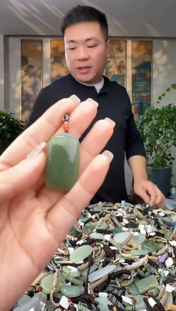 颈饰未镶嵌和田玉拍一发一多样性发货