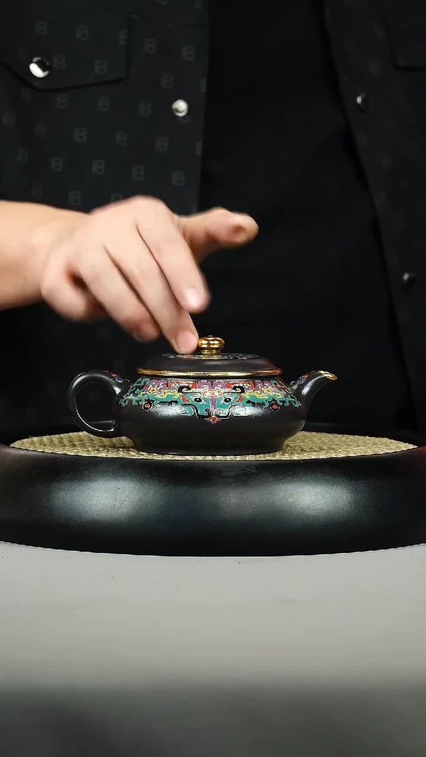 茶壶紫砂石黄 明炉 珐琅彩 饕餮纹