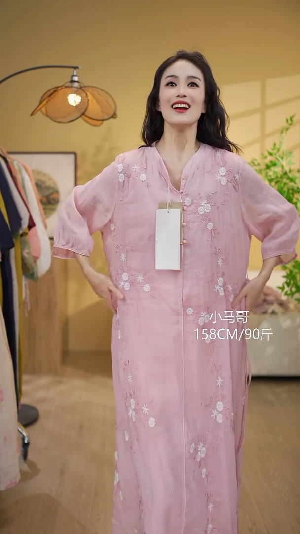 套头款苎麻连衣裙